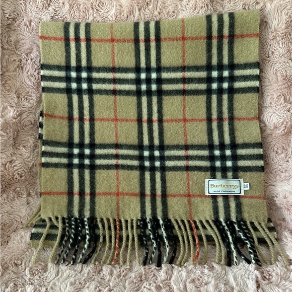 Burberry Accessories - Vintage Burberry 100% Cashmere Scarf
